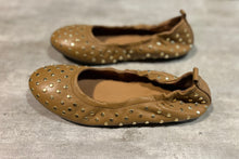 Afbeelding in Gallery-weergave laden, Femmes Du Sud Maxime Shoe Color Options SH-0013