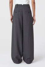 Afbeelding in Gallery-weergave laden, Closed Linby Trouser Charcoal C91160-537-22