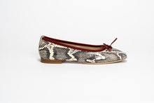 Afbeelding in Gallery-weergave laden, Odare Perla Aida Pietra