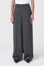 Afbeelding in Gallery-weergave laden, Closed Linby Trouser Charcoal C91160-537-22
