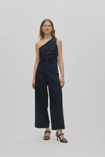 Afbeelding in Gallery-weergave laden, Rabens Saloner PAPERY ONE SHOULDER TOP - MIRHA W26267105 Black