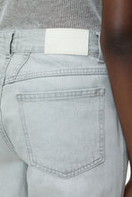 Afbeelding in Gallery-weergave laden, Closed Pedal Pusher LGY C22002-18T-5S Light Grey