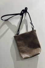 Afbeelding in Gallery-weergave laden, Ellen Truijen All Ways Strapped Bag (Color Options)
