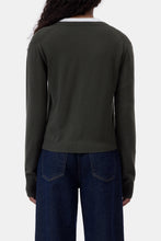 Afbeelding in Gallery-weergave laden, Closed C96913-99E-22 Crew neck cardigan long sleeve - more color options
