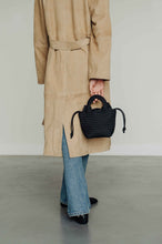 Afbeelding in Gallery-weergave laden, Marrea Mini Di Nero 001 Di Nero