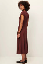 Afbeelding in Gallery-weergave laden, Sessùn NEA Dress Burgundy