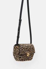 Afbeelding in Gallery-weergave laden, Closed Bag One S Urban Beige C90424-89Z-22