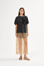 Afbeelding in Gallery-weergave laden, Rabens Saloner INFINITY BOXY T-SHIRT - ARY W25177201 Caviar Black