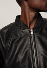 Afbeelding in Gallery-weergave laden, Herskind YVETTE LEATHER BOMBER JACKET Black 600 2240
