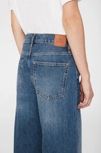 Afbeelding in Gallery-weergave laden, ANINE BING The Manon Jean MAZARINE BLUE