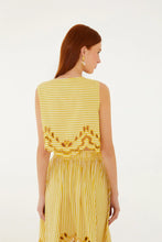 Afbeelding in Gallery-weergave laden, Farm Rio 369889 L0032 YELLOW ROMANTIC RICHELIEU SHORT SLEEVE BLOUSE