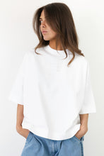 Afbeelding in Gallery-weergave laden, Coucou Mimosa tee short sleeves - White with Coucou logo