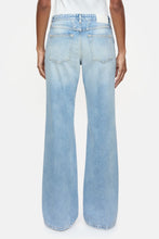 Afbeelding in Gallery-weergave laden, Closed Gillan Light Blue C20564-18S-4P LBL