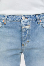 Afbeelding in Gallery-weergave laden, Closed Gillan Light Blue C20564-18S-4P LBL