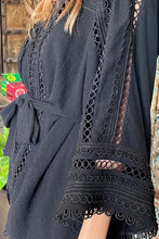 Afbeelding in Gallery-weergave laden, Scarlett Poppies Karin Kimono Onyx Black