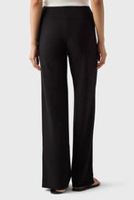 Afbeelding in Gallery-weergave laden, MARVILLE ROAD THE ANGIE TROUSERS Heavy Jersey Stretch Crêpe BLACK