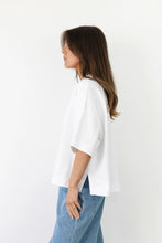 Afbeelding in Gallery-weergave laden, Coucou Mimosa tee short sleeves - White with Coucou logo