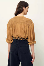 Afbeelding in Gallery-weergave laden, Sessun Palermo Blouse Ample Smockee 00546 Savana 24110012