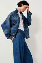 Afbeelding in Gallery-weergave laden, Sessùn Dalt Jean 5 poches ample 24107018 - More Colors