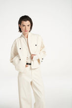 Afbeelding in Gallery-weergave laden, Femmes Du Sud Brette Jacket Off White JK-0012