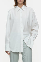 Afbeelding in Gallery-weergave laden, Closed Classy Long Cuff Blouse Shortbread Beige C94994-23M-22