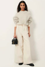 Afbeelding in Gallery-weergave laden, SESSÙN Sweater Odense Milkygres