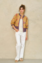 Afbeelding in Gallery-weergave laden, M.A.B.E. ABRI PRINT JKT Mustard