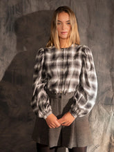 Afbeelding in Gallery-weergave laden, Ruby Tuesday Christie Round Neck Blouse Fancy Check