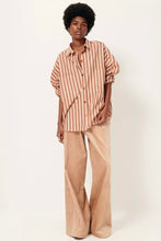 Afbeelding in Gallery-weergave laden, Sessùn FONTANIA-Toffee Blush Blouse