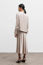 Afbeelding in Gallery-weergave laden, Ahlvar Gallery Faye Blouse Greige