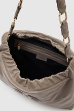 Afbeelding in Gallery-weergave laden, Anine Bing Kate Shoulder Bag More Colours
