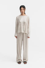 Afbeelding in Gallery-weergave laden, Ahlvar Gallery Nina sequin blouse cream