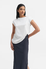 Afbeelding in Gallery-weergave laden, Ahlvar Gallery Yui silk top - MORE COLOR OPTIONS