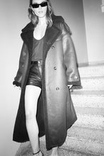Afbeelding in Gallery-weergave laden, Raiine Mixon Faux Shearling Coat Black
