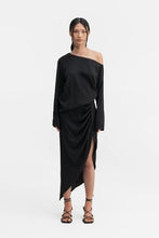 Afbeelding in Gallery-weergave laden, Ahlvar Gallery Chiney silk blouse black