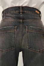 Afbeelding in Gallery-weergave laden, Sessùn Sailnim Jeans Graffit Wash