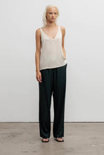 Afbeelding in Gallery-weergave laden, Ahlvar Gallery Ayla Trousers Deep Forest
