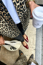 Afbeelding in Gallery-weergave laden, Co'couture Leocc Denim Shirt Khaki 30229 199 16