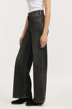 Afbeelding in Gallery-weergave laden, Denham MIKU Noir Black 02-23-10-11-051