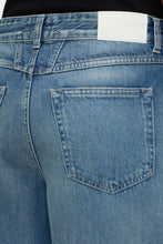 Afbeelding in Gallery-weergave laden, Closed Nikka Dark Blue C22189-18S-58 DBL