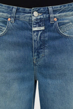 Afbeelding in Gallery-weergave laden, Closed Nikka Dark Blue C22189-18S-58 DBL