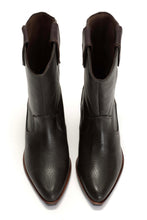 Afbeelding in Gallery-weergave laden, Anonymous Copenhagen Saseline 35 Vegetable Tanned Calf Black 5713272224801