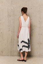 Afbeelding in Gallery-weergave laden, Stella Forest Robe PALMER Ecru E25RO068