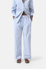 Afbeelding in Gallery-weergave laden, Closed Romilla Pants Cornflower Blue C22287-220-22