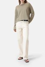 Afbeelding in Gallery-weergave laden, Closed Crewneck Longsleeve Chino Green C95343-444-22