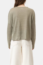 Afbeelding in Gallery-weergave laden, Closed Crewneck Longsleeve Chino Green C95343-444-22