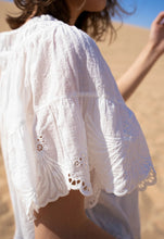 Afbeelding in Gallery-weergave laden, Scarlett Poppies Sibilla Blouse Simply White