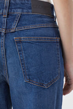 Afbeelding in Gallery-weergave laden, Closed Milo DBL Dark Blue C91243-05E-3R