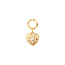 Afbeelding in Gallery-weergave laden, I AM JAI Heart Charm Gold Plated 29.95