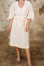 Afbeelding in Gallery-weergave laden, Scarlett Poppies Lotus Dreams Dress Natural